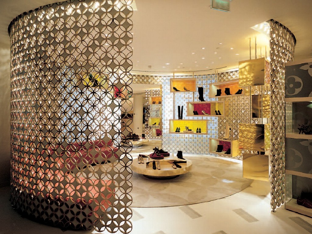 Louis Vuitton Paris Store by Peter Marino